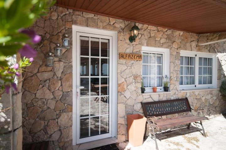 Casas Da Gralha Bed & Breakfast Turquel Exterior photo