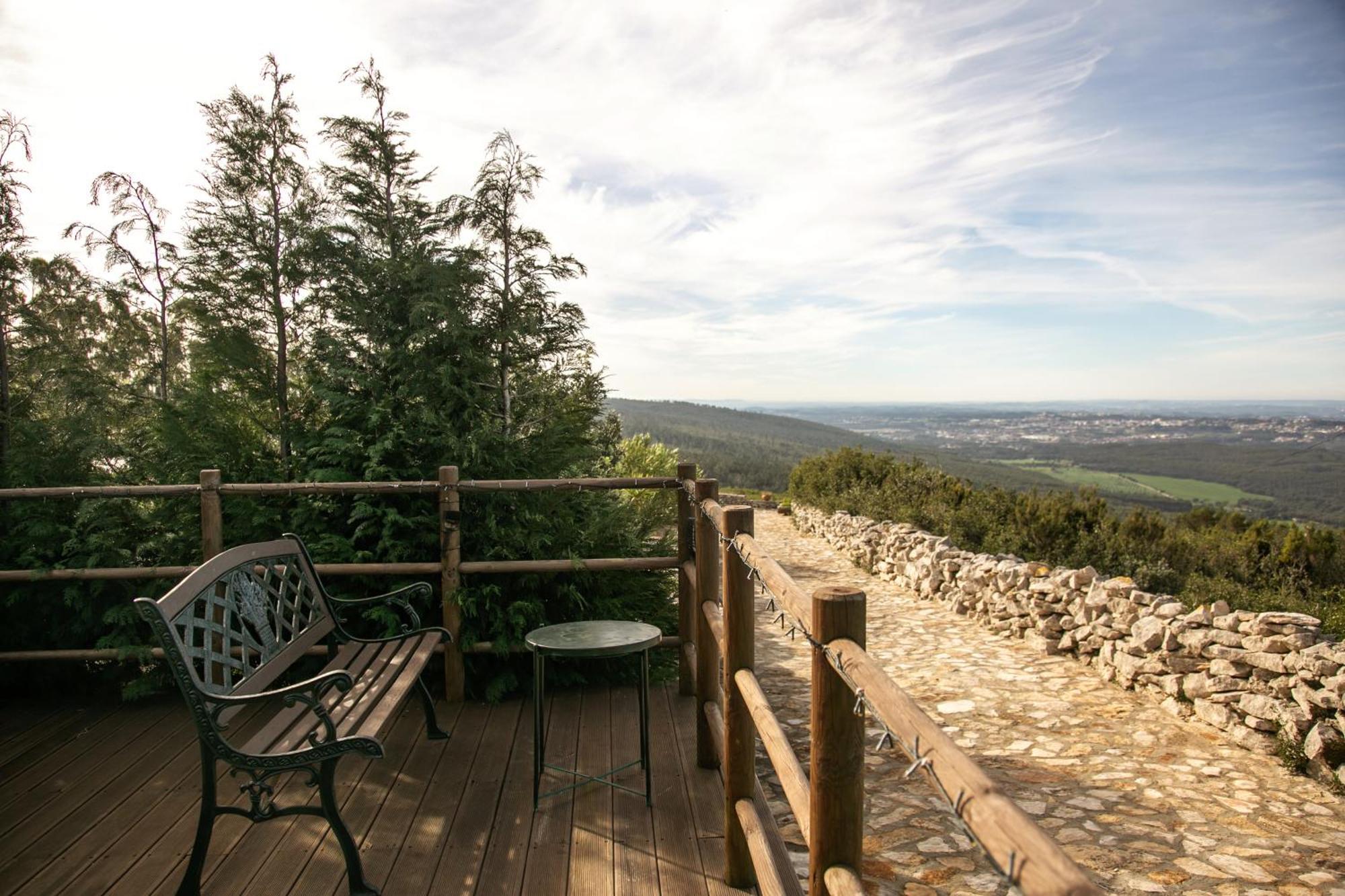 Casas Da Gralha Bed & Breakfast Turquel Room photo